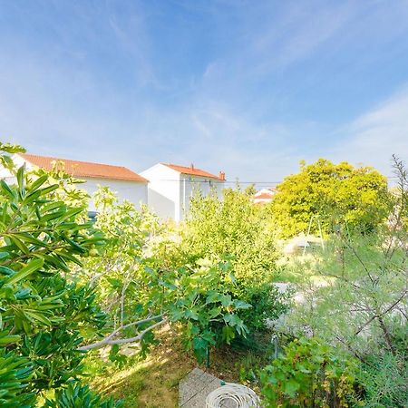 Apartments Slavica R Banjol Exteriör bild