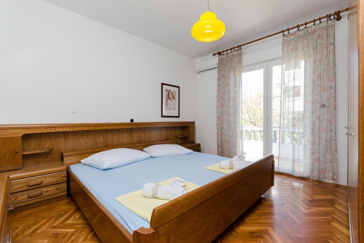 Apartments Slavica R Banjol Exteriör bild