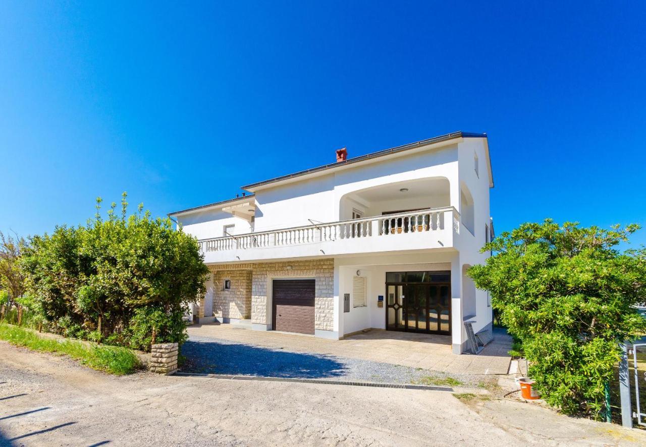 Apartments Slavica R Banjol Exteriör bild