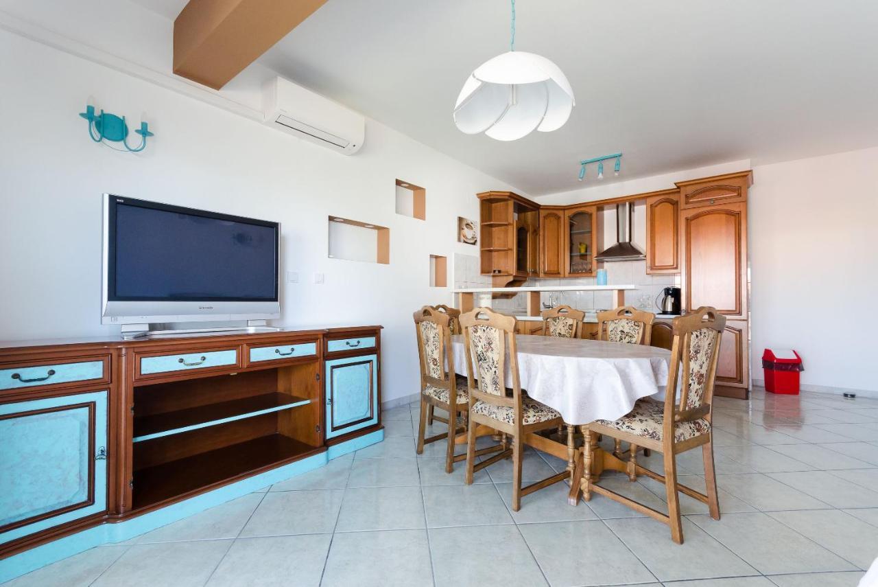 Apartments Slavica R Banjol Exteriör bild