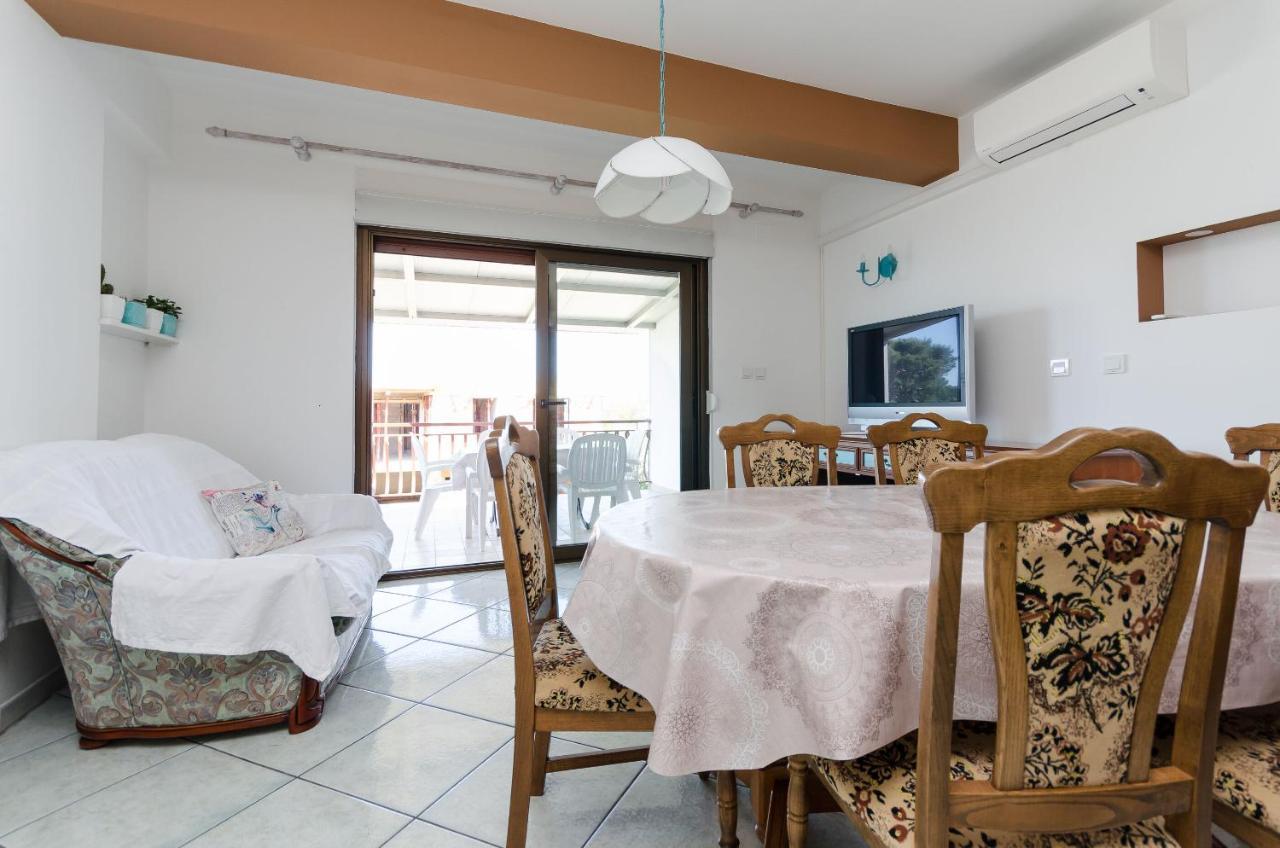 Apartments Slavica R Banjol Exteriör bild