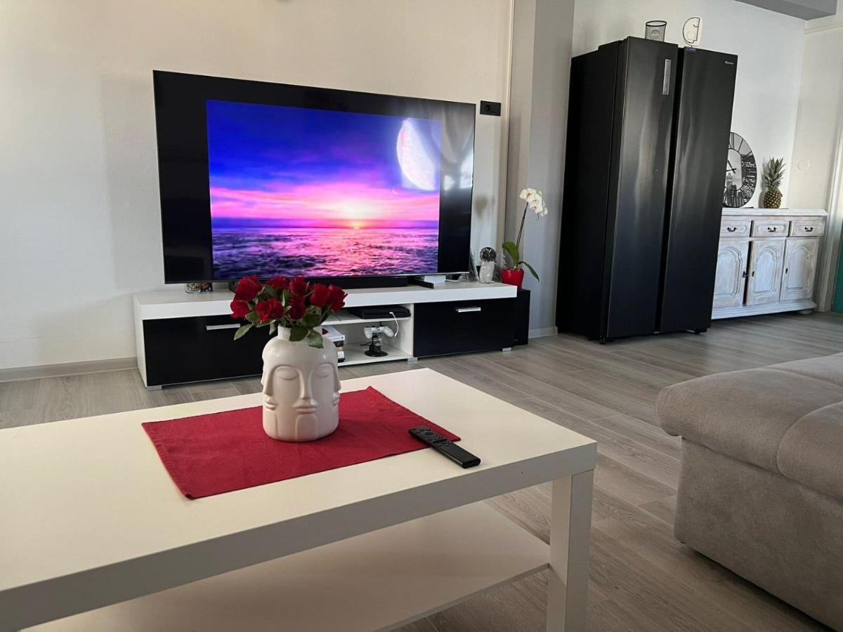 Apartments Slavica R Banjol Exteriör bild